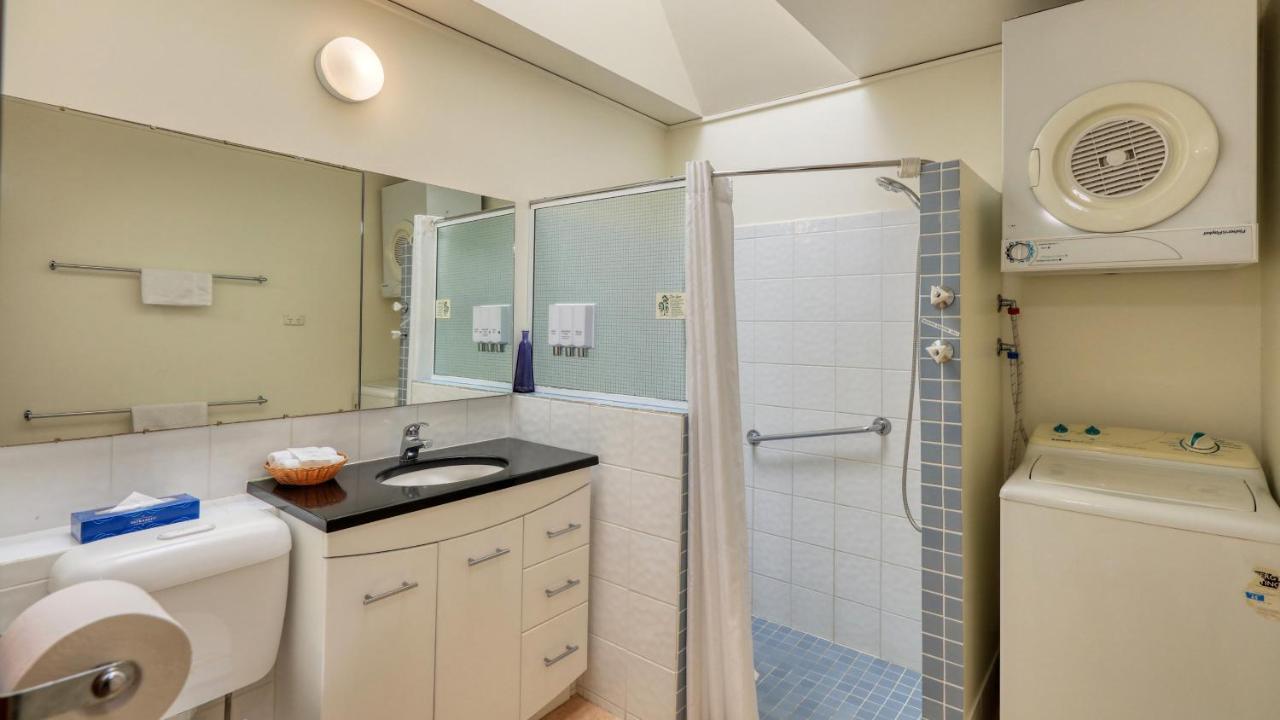 Executive Hideaway Aparthotel Benalla Exterior photo